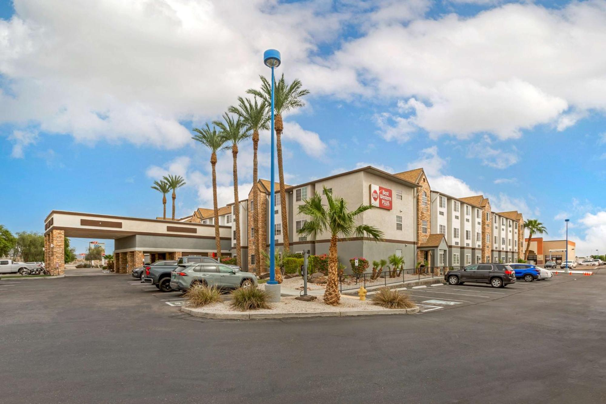 Best Western Plus Yuma Foothills Inn & Suites Экстерьер фото